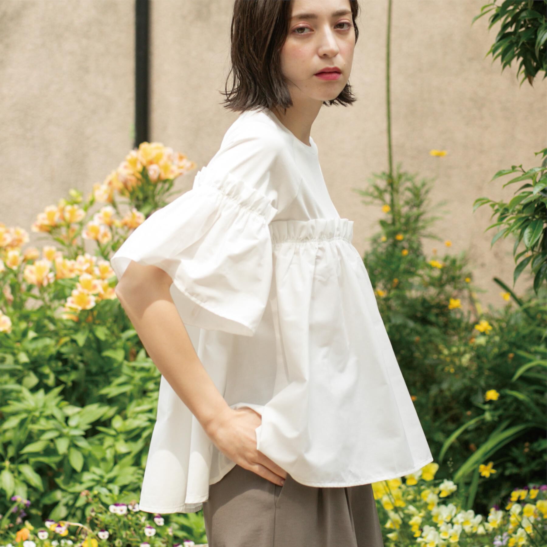 OPAQUE.CLIP「ギャザーフリルドッキングカットソー【洗濯機洗い可】」|Tシャツ・カットソー|ホワイト(001)