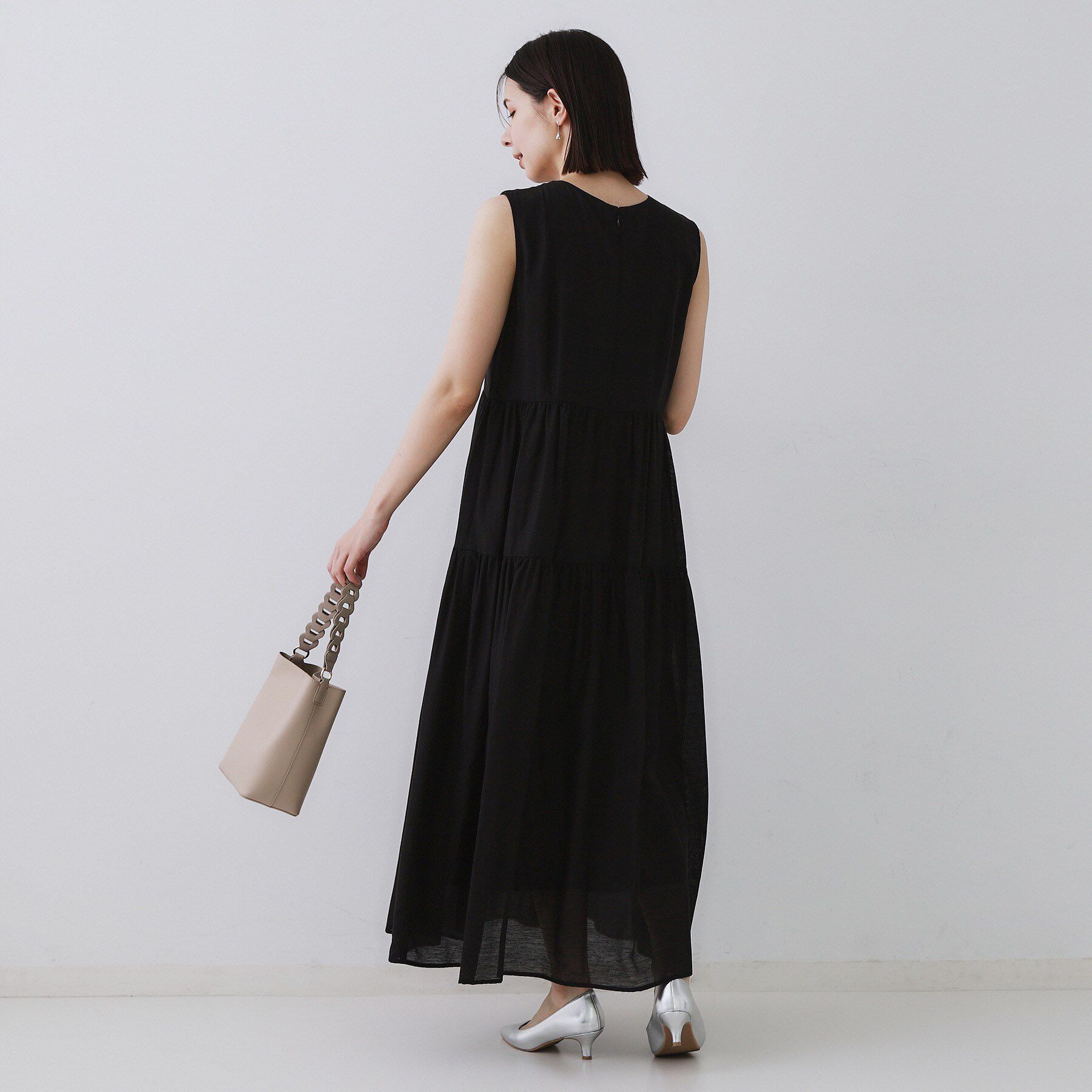 OPAQUE.CLIP「麻混シアーギャザーティアードワンピース【洗濯機洗い可】」|ワンピース|