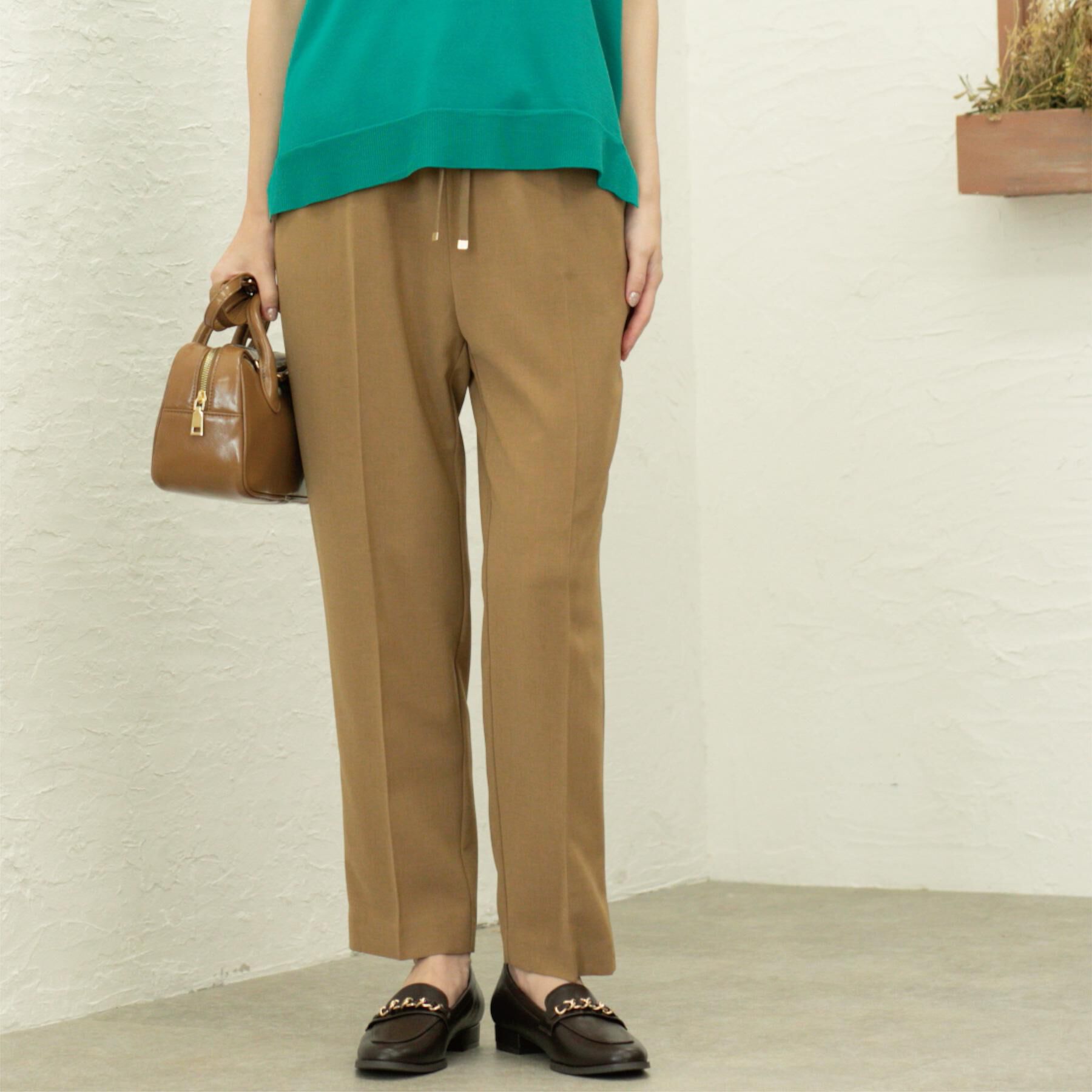 OPAQUE.CLIP「美脚イージーテーパードパンツ【防シワ/洗濯機洗い可/抗ピル/ストレッチ】《丈が選べる/SS-LLサイ」|その他|キャメルブラウン(0