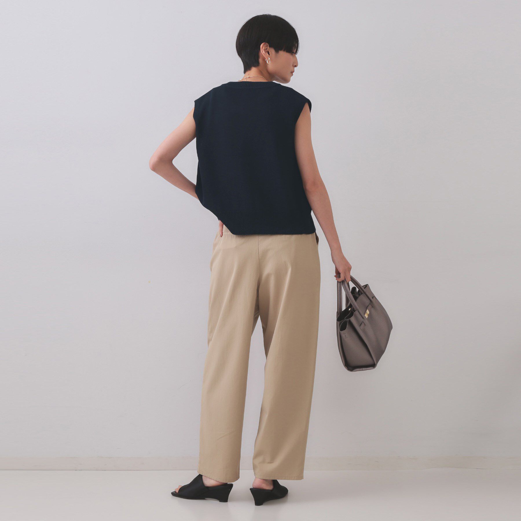 OPAQUE.CLIP「変形ブロンズボタンニットベスト【洗濯機洗い可】」|ベスト・ジレ|