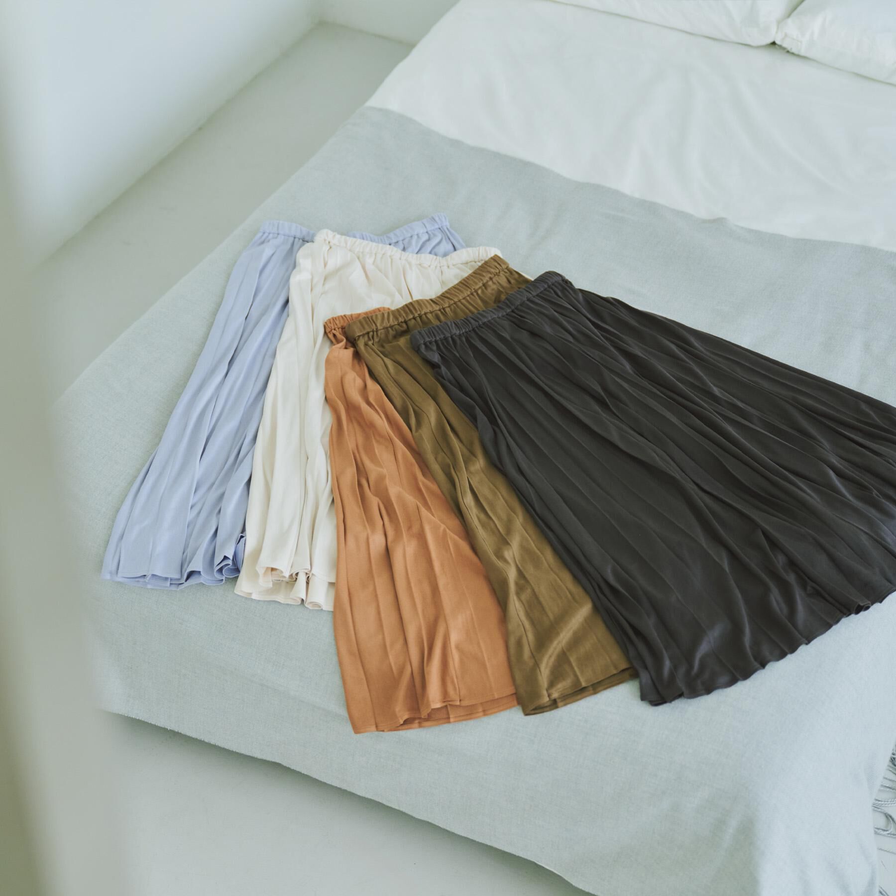 OPAQUE.CLIP「フェイクスウェードプリーツスカート【静電気防止加工/洗濯機OK】」|スカート|