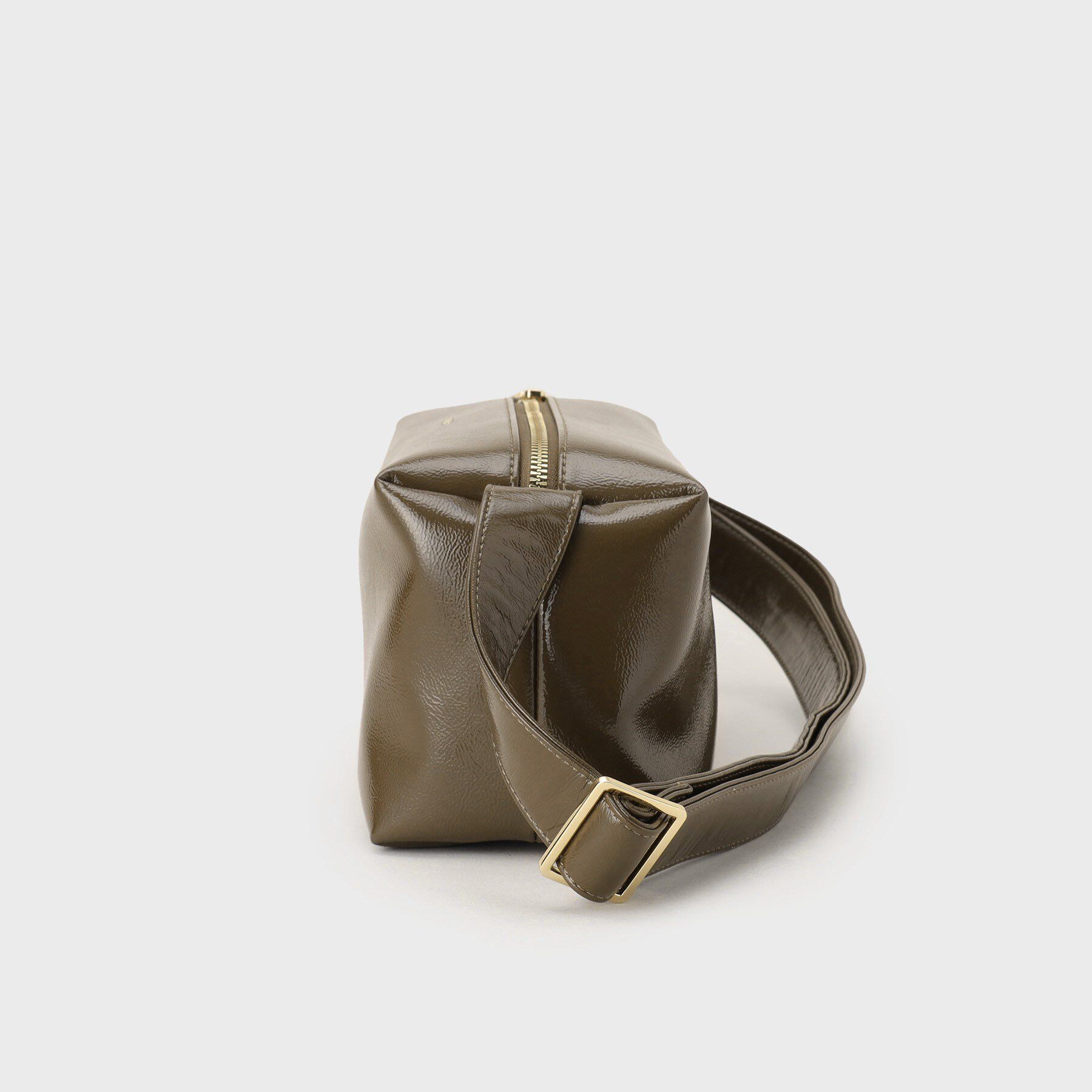 OPAQUE.CLIP「【2WAY】エナメルワイドスクエアボストンバッグ」|ショルダー・メッセンジャー|