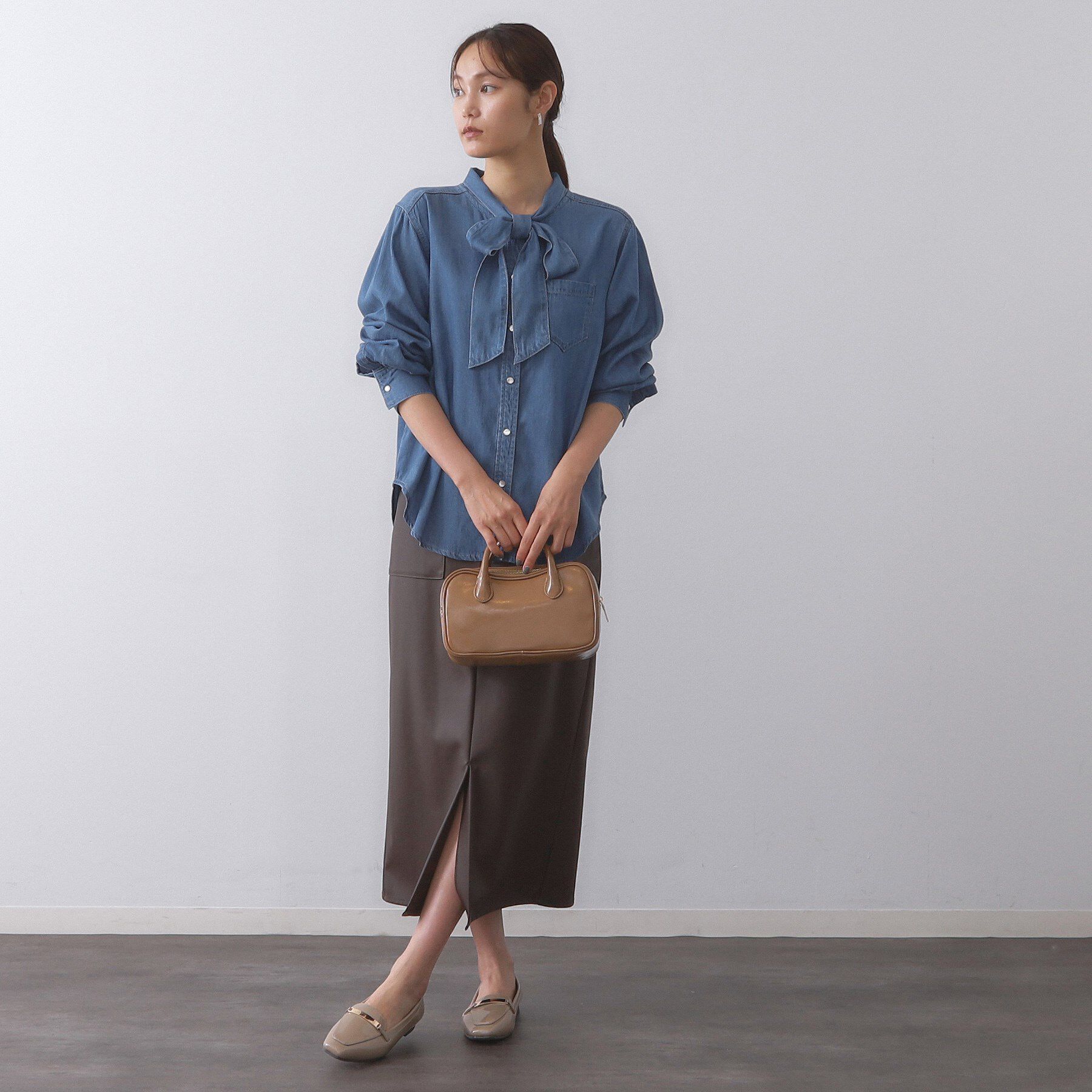 OPAQUE.CLIP「セルロース混デニムボウタイブラウス【洗濯機洗い可】」|シャツ・ブラウス|