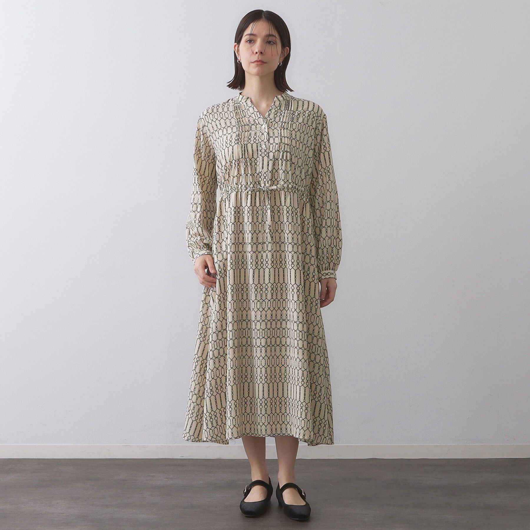 OPAQUE.CLIP「チェーンプリントフィット＆フレアワンピース【洗濯機洗い可〉」|ワンピース|