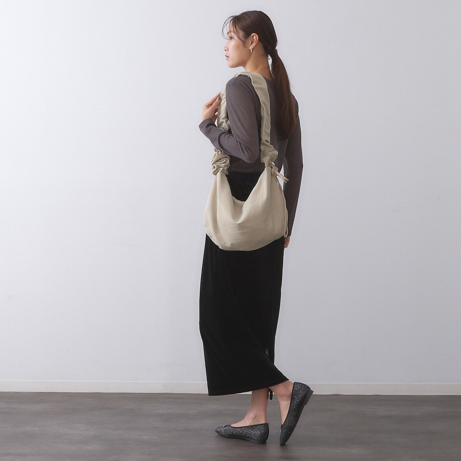 OPAQUE.CLIP「【2WAY】ドロストフリルハンドルラメミドルショルダーバッグ」|ショルダー・メッセンジャー|