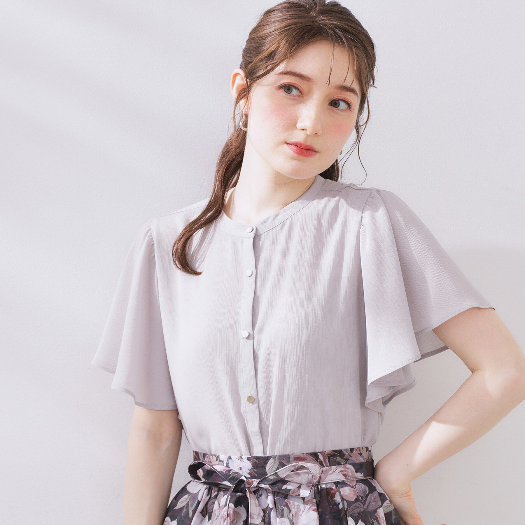 Couture broach「【キレイめ・通勤】前後2WAY楊柳フレアー袖ブラウス」|シャツ・ブラウス|