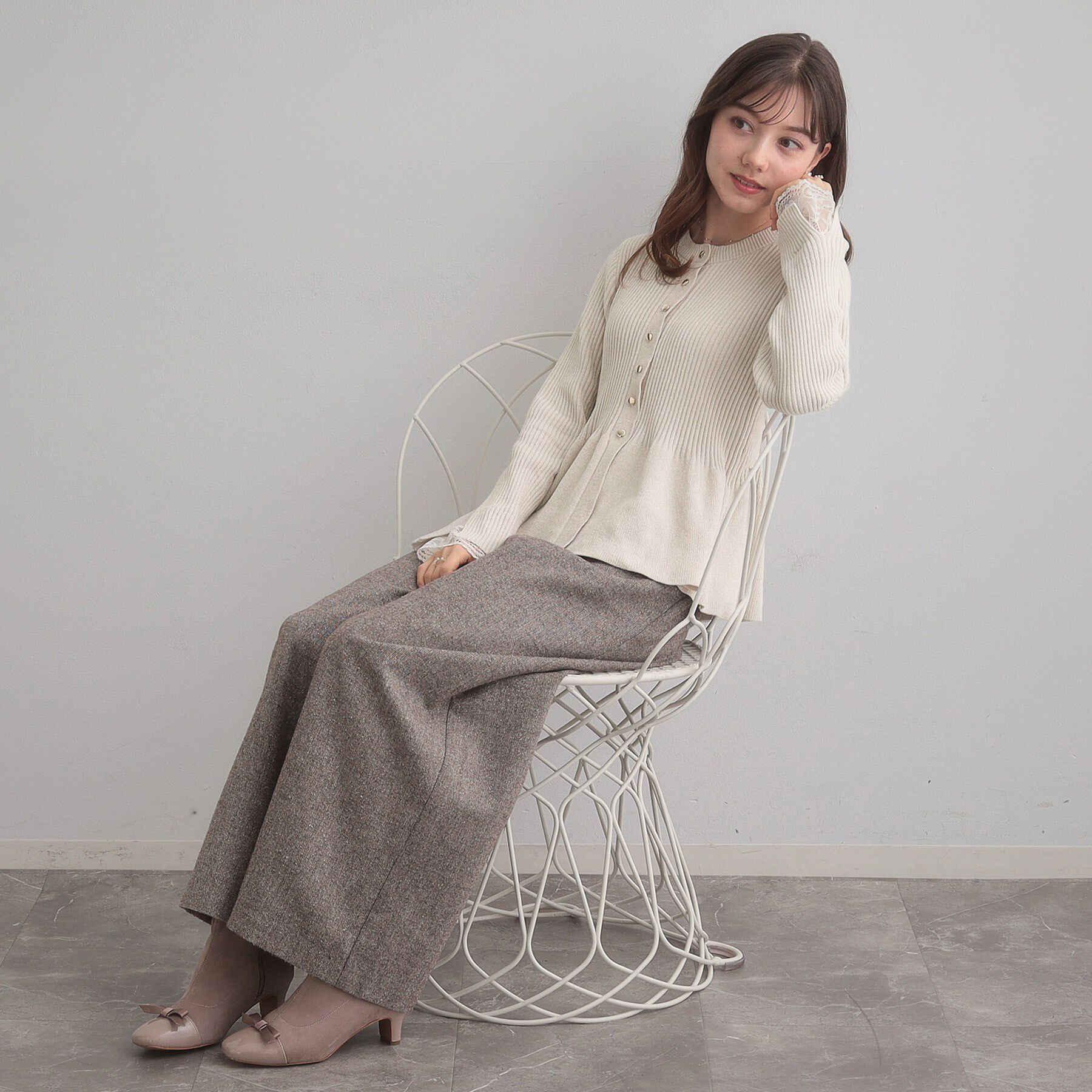 Couture broach「【袖口レース・着映え】短毛モールペプラム カーデ」|カーディガン|