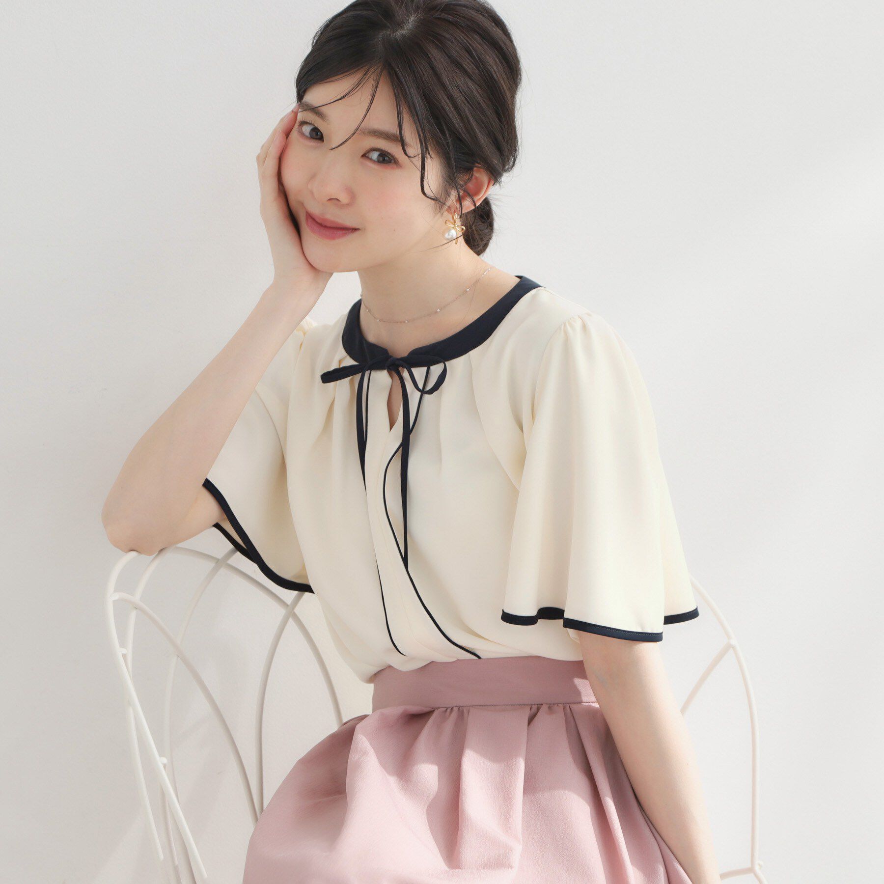 Couture broach「【洗濯機可】配色パイピング ブラウス」|シャツ・ブラウス|アイボリー(504)