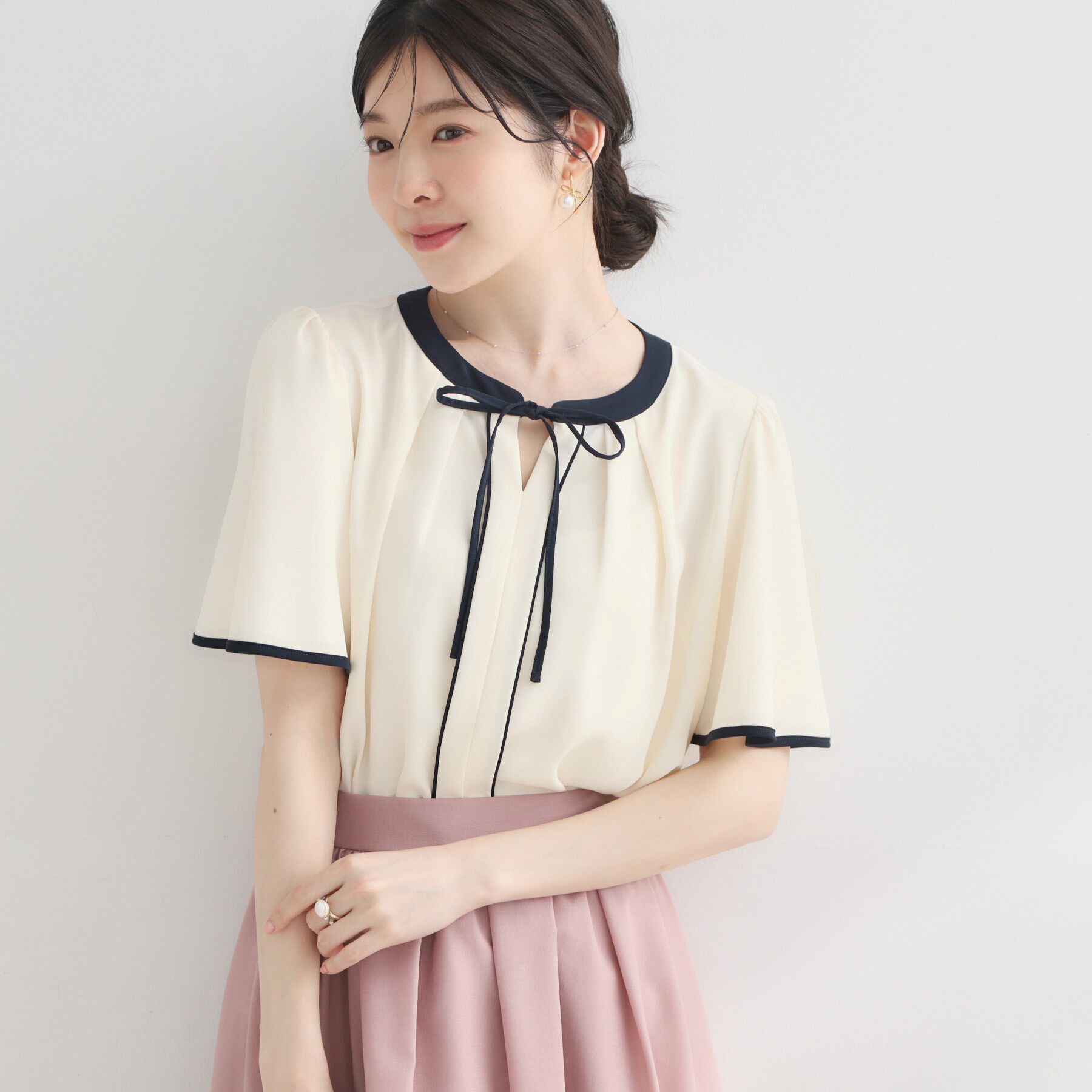 Couture broach「【洗濯機可】配色パイピング ブラウス」|シャツ・ブラウス|