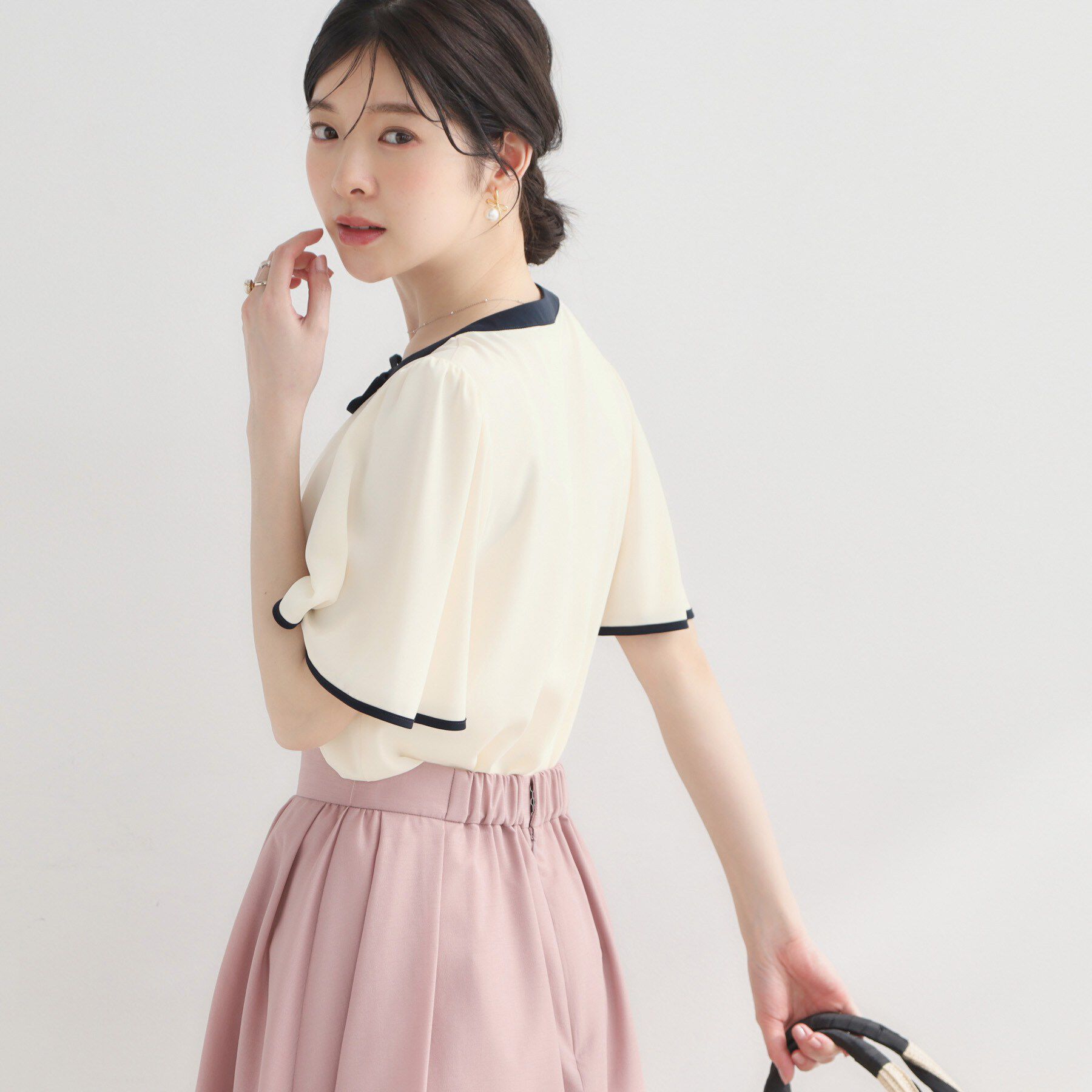 Couture broach「【洗濯機可】配色パイピング ブラウス」|シャツ・ブラウス|