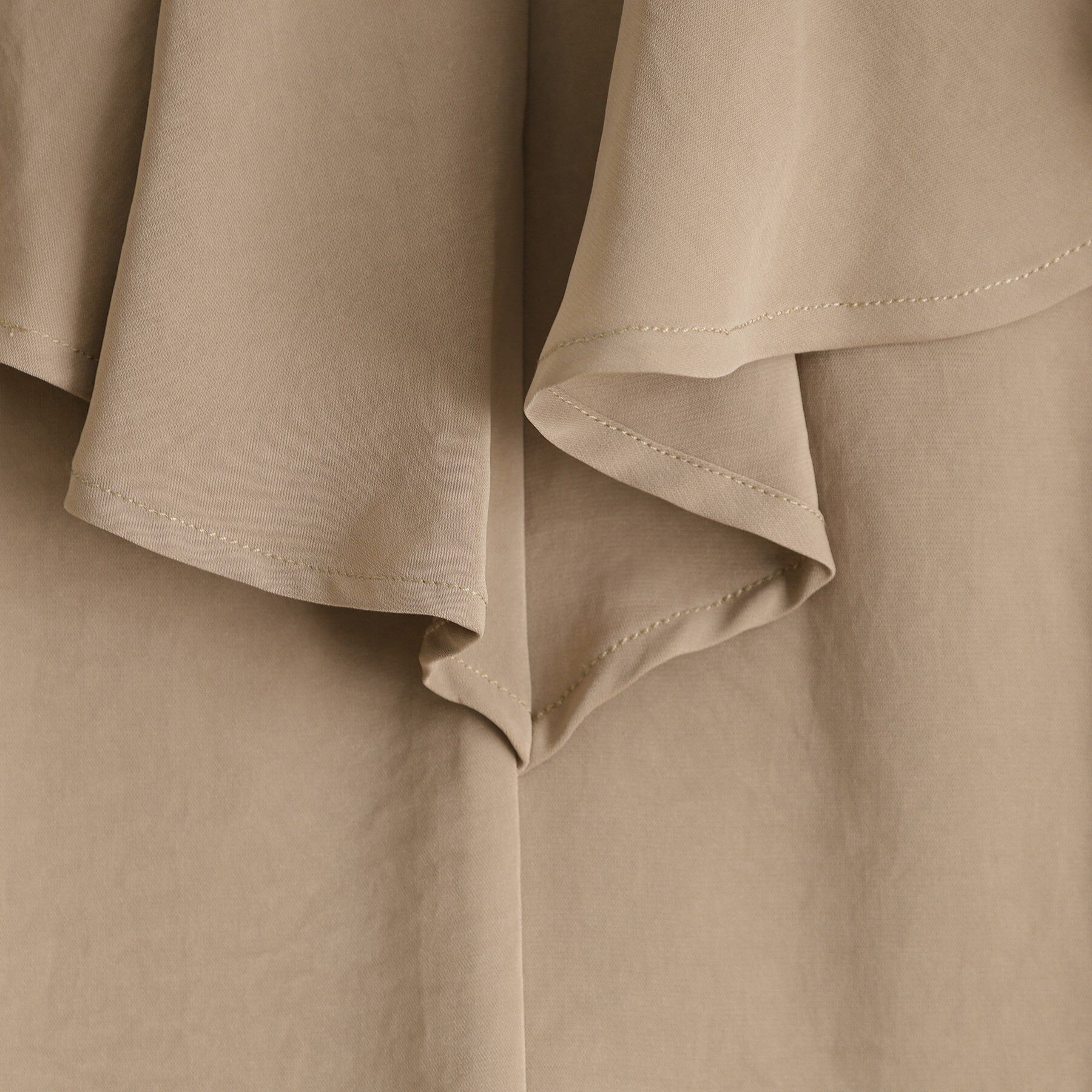 THE SHOP TK「【ONOFF活躍】フリルデザインブラウス/セットアップ可」|シャツ・ブラウス|