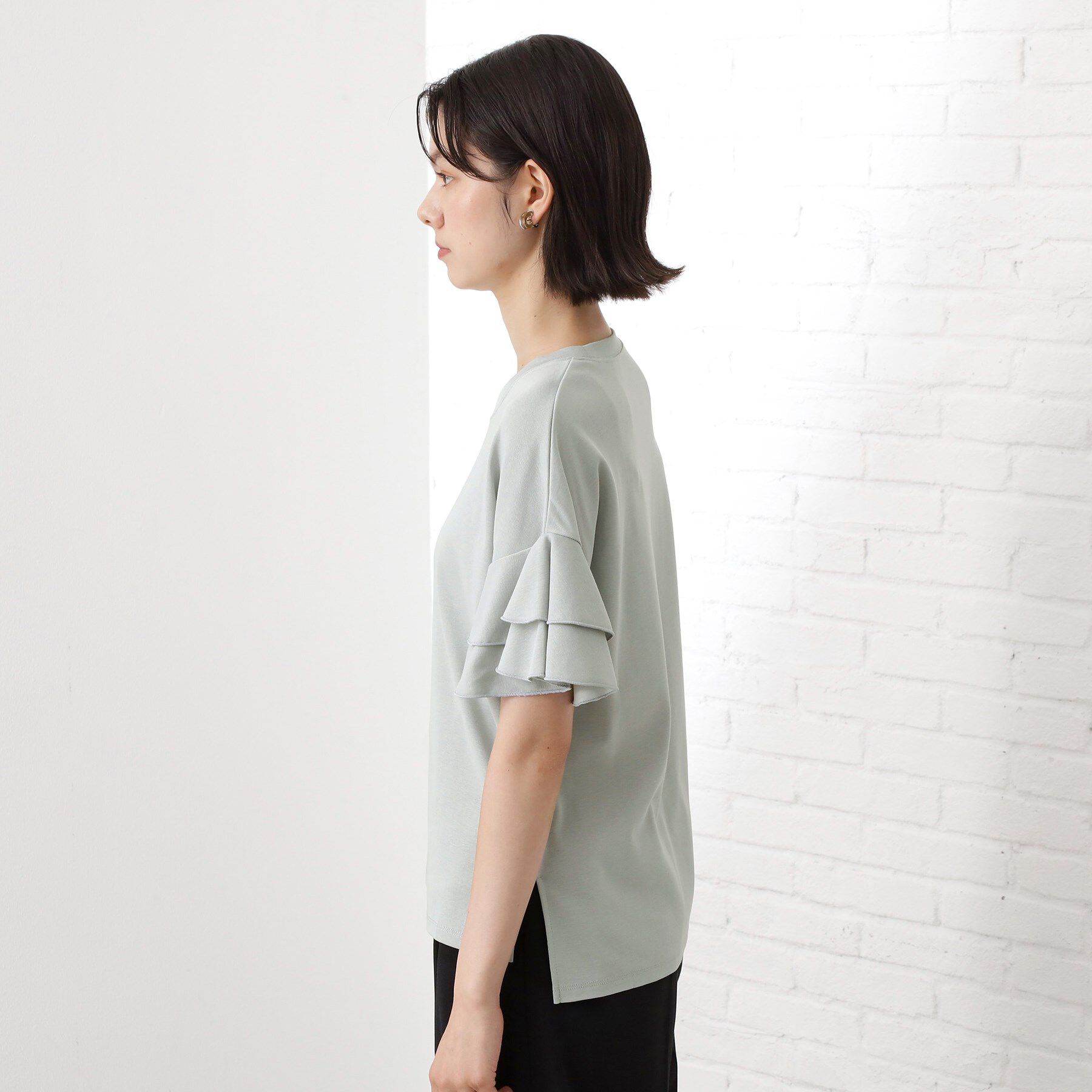 THE SHOP TK「【汗染み防止】袖フリルTシャツ【UVカット/洗濯機OK】」|Tシャツ・カットソー|