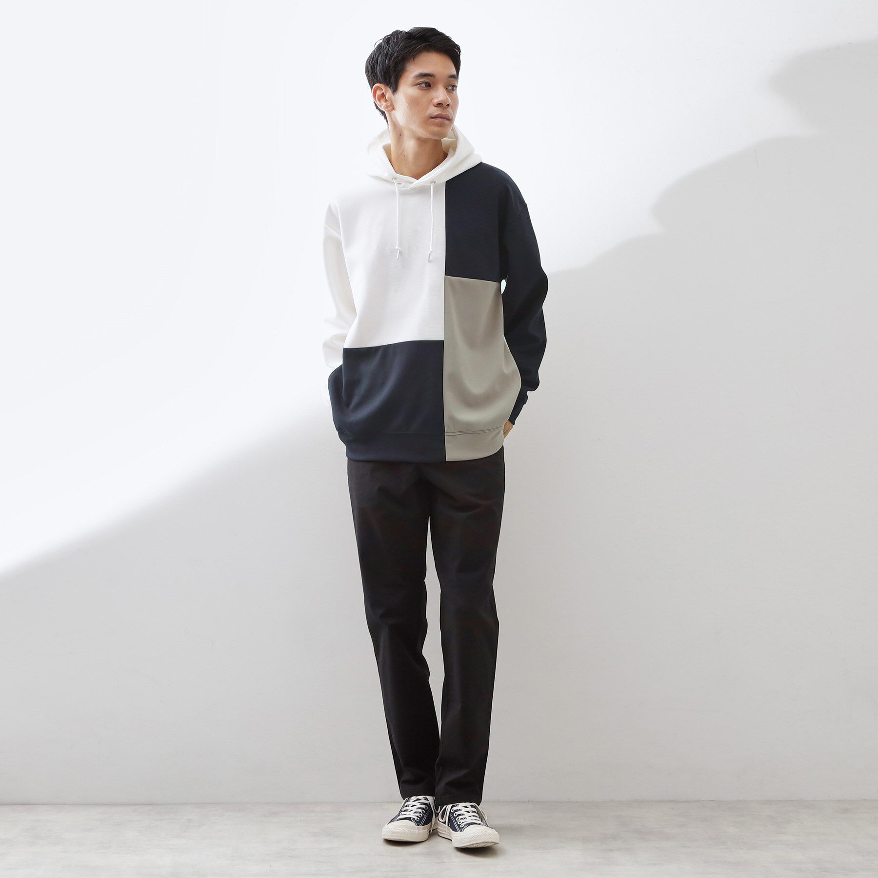 THE SHOP TK「【一枚で着映える】ポンチブロッキングパーカ 洗濯機OK」|パーカー|