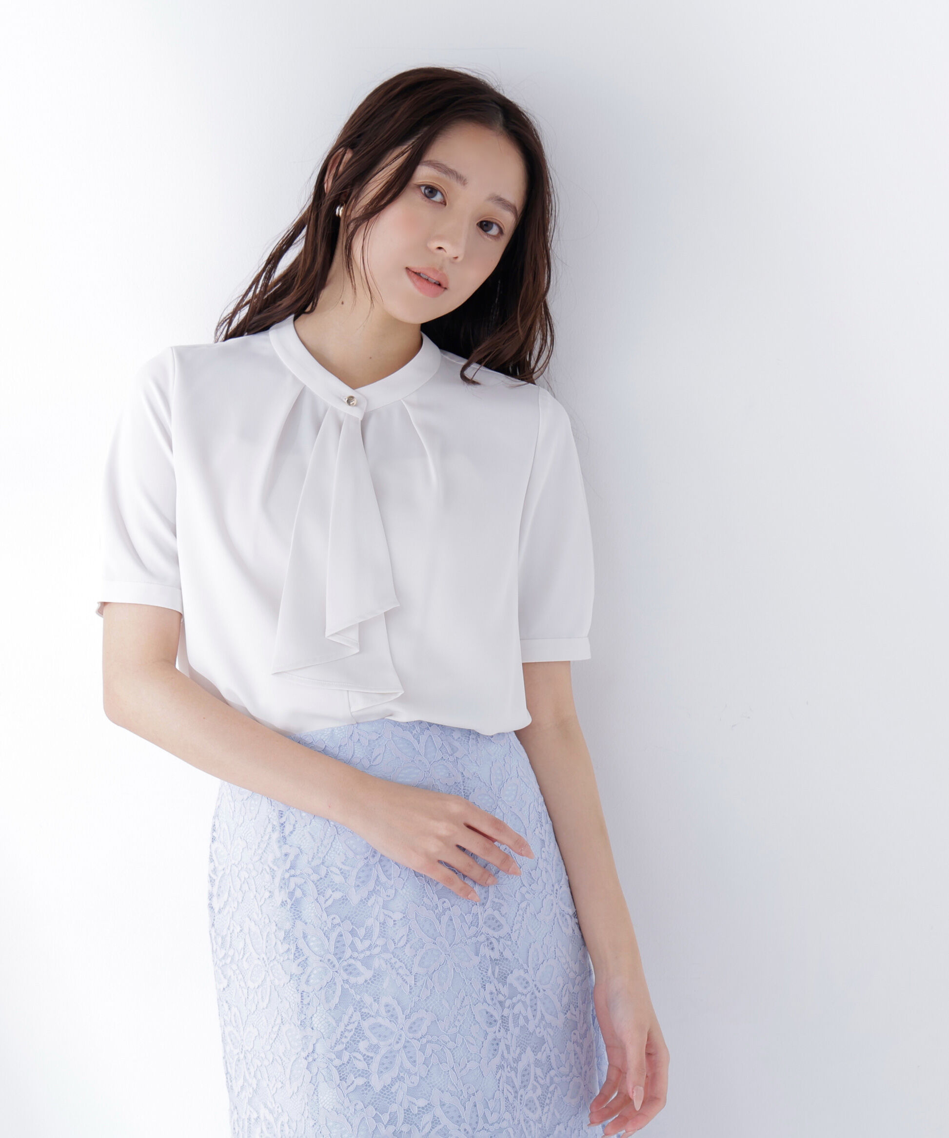  「ラッフルボウタイブラウス半袖」|シャツ・ブラウス|オフホワイト1