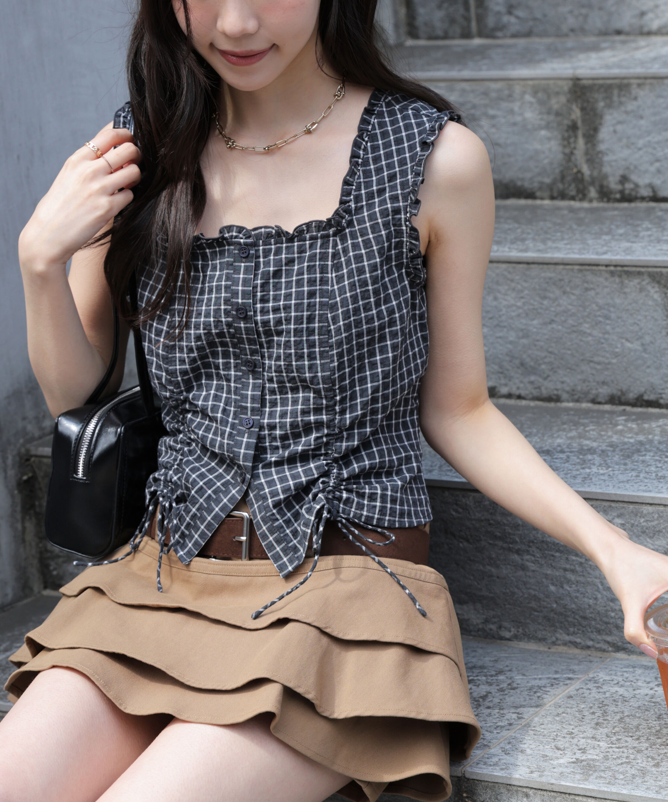  「ドロストノースリーブブラウス」|シャツ・ブラウス|ブラックベー 1