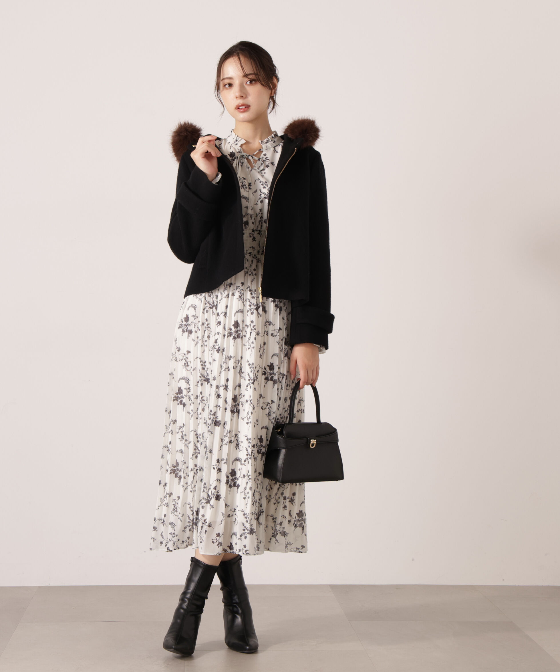 PROPORTION BODY DRESSING「モッサフードフェイクファーショートコート 25AW」|ブルゾン・スタジャン|