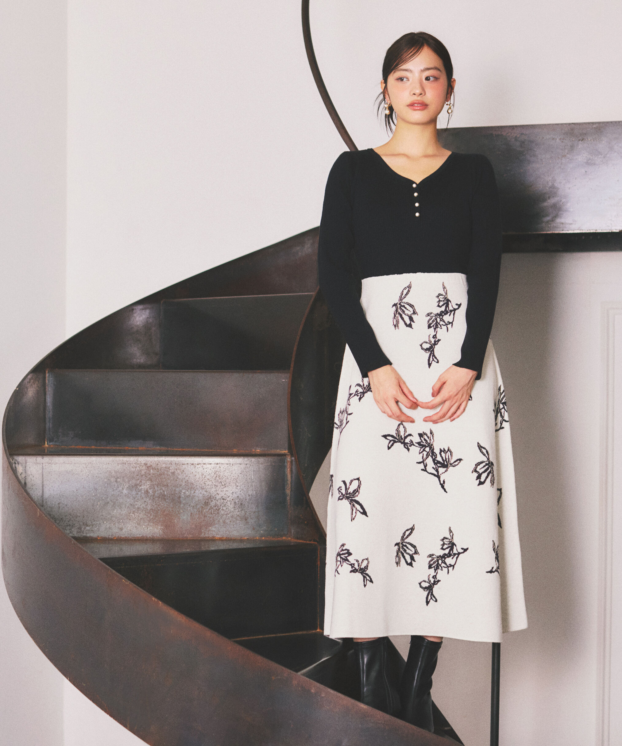 PROPORTION BODY DRESSING「花柄ジャガードニットワンピース 25AW」|ワンピース|ブラック&times;エク