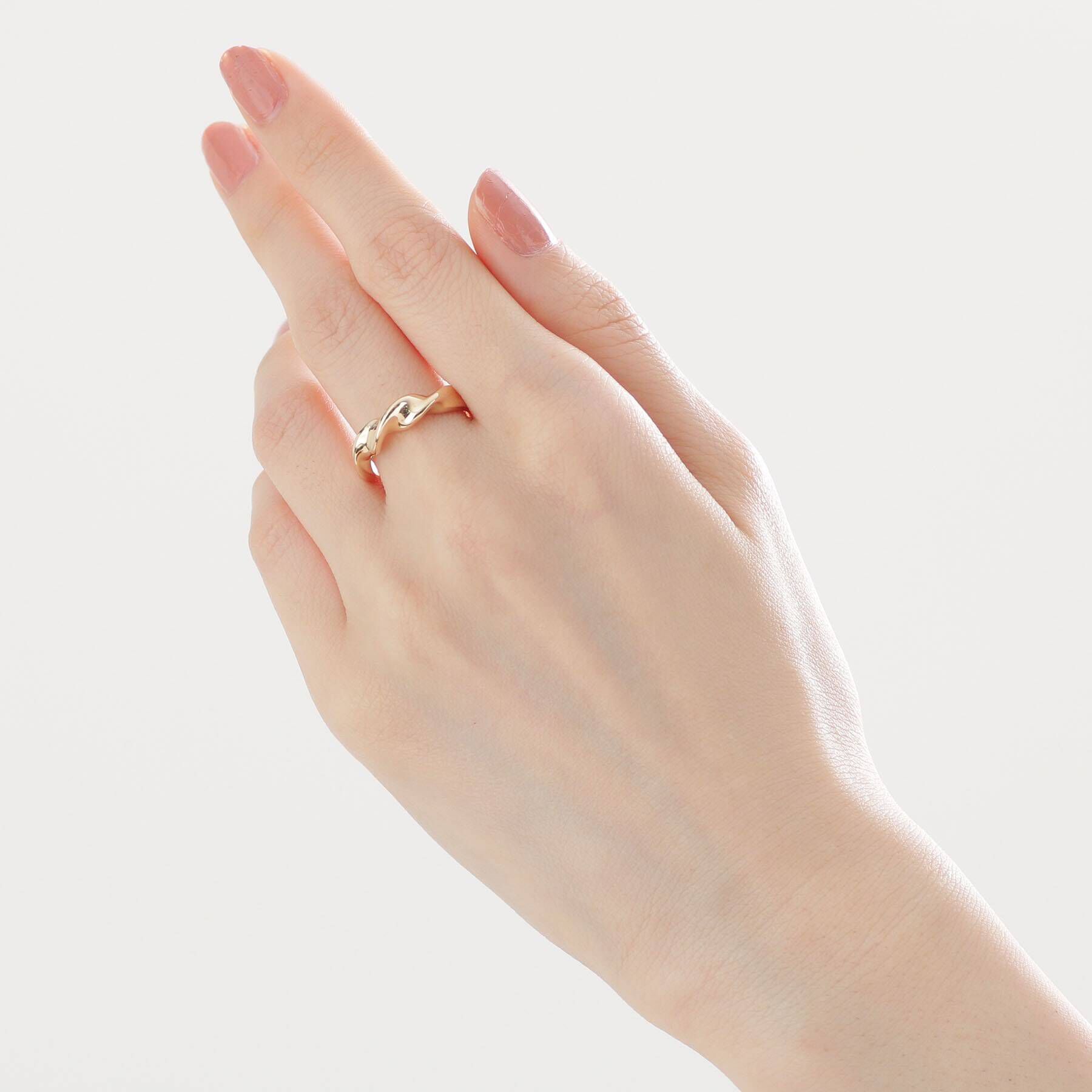 COCOSHNIK「K10ツイスト リング」|リング|