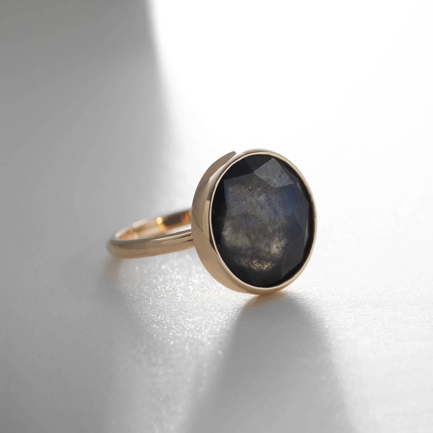 COCOSHNIK「K10ラブラドライト ラウンドローズカット リング」|リング|