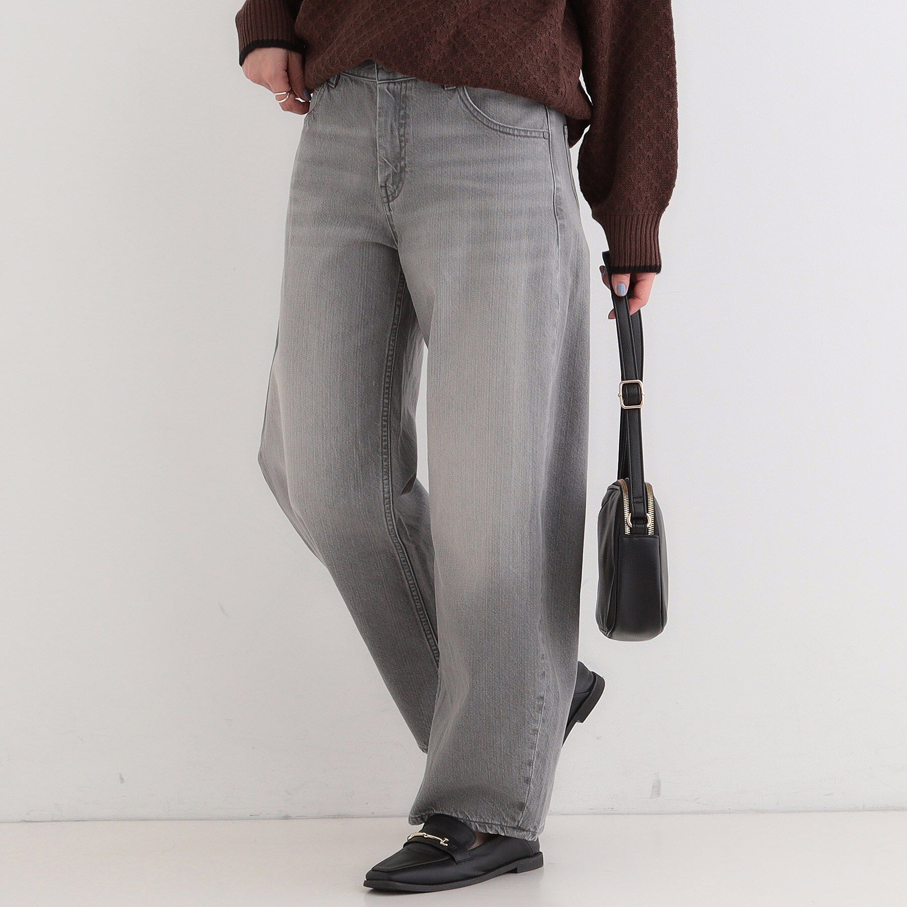 SHOO･LA･RUE「【SHOO・LA・RUE DENIM】1本でこなれシルエットに カーブデニムパンツ」|デニム|ライトグレー(011