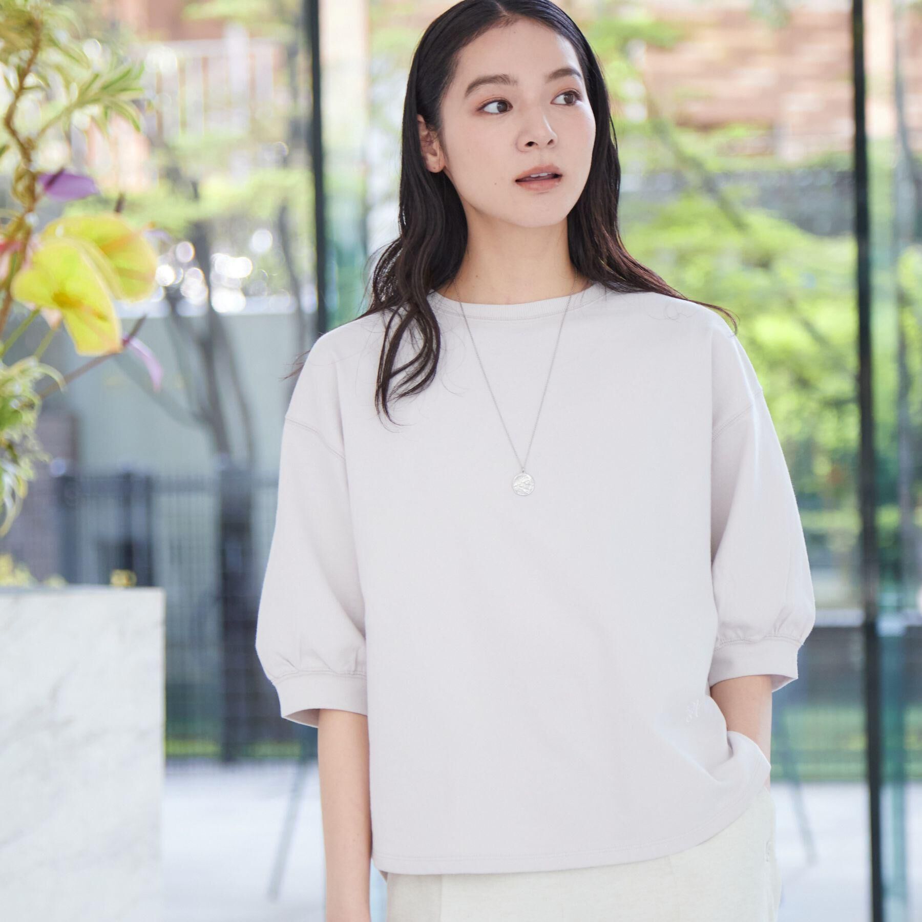 Dessin「【360度可愛い・洗える】バックヘンリーカットソー（5分袖/XS～L）」|Tシャツ・カットソー|