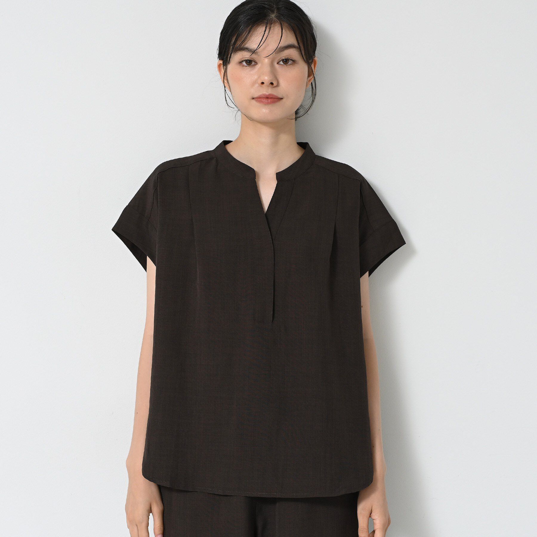 Dessin「【2点セット/ウエストゴム/洗える】スキッパ―シャツ＆ストレートパンツセット」|スーツ|