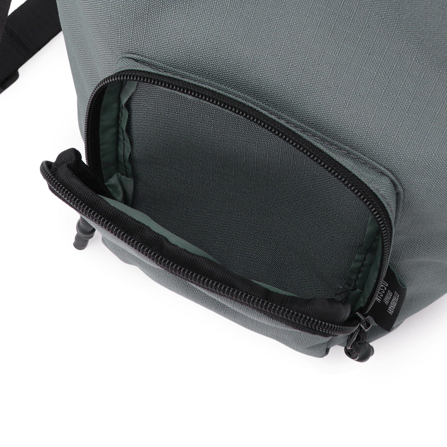 Dessin「【ユニセックス】リップストップ素材巾着型バッグ」|ショルダー・メッセンジャー|