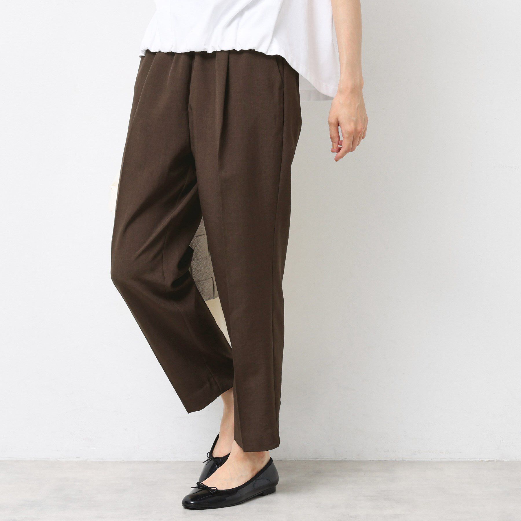 Dessin「【ウエストゴム・洗える】センターライン入りテーパードパンツ（XS～L）」|その他|