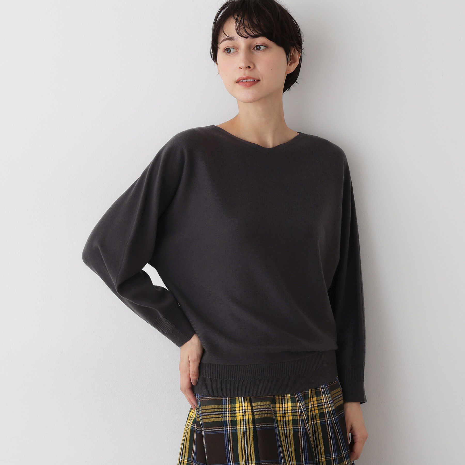 Dessin「【洗える】ウールブレンド後ろボタンニット」|ニット・セーター|