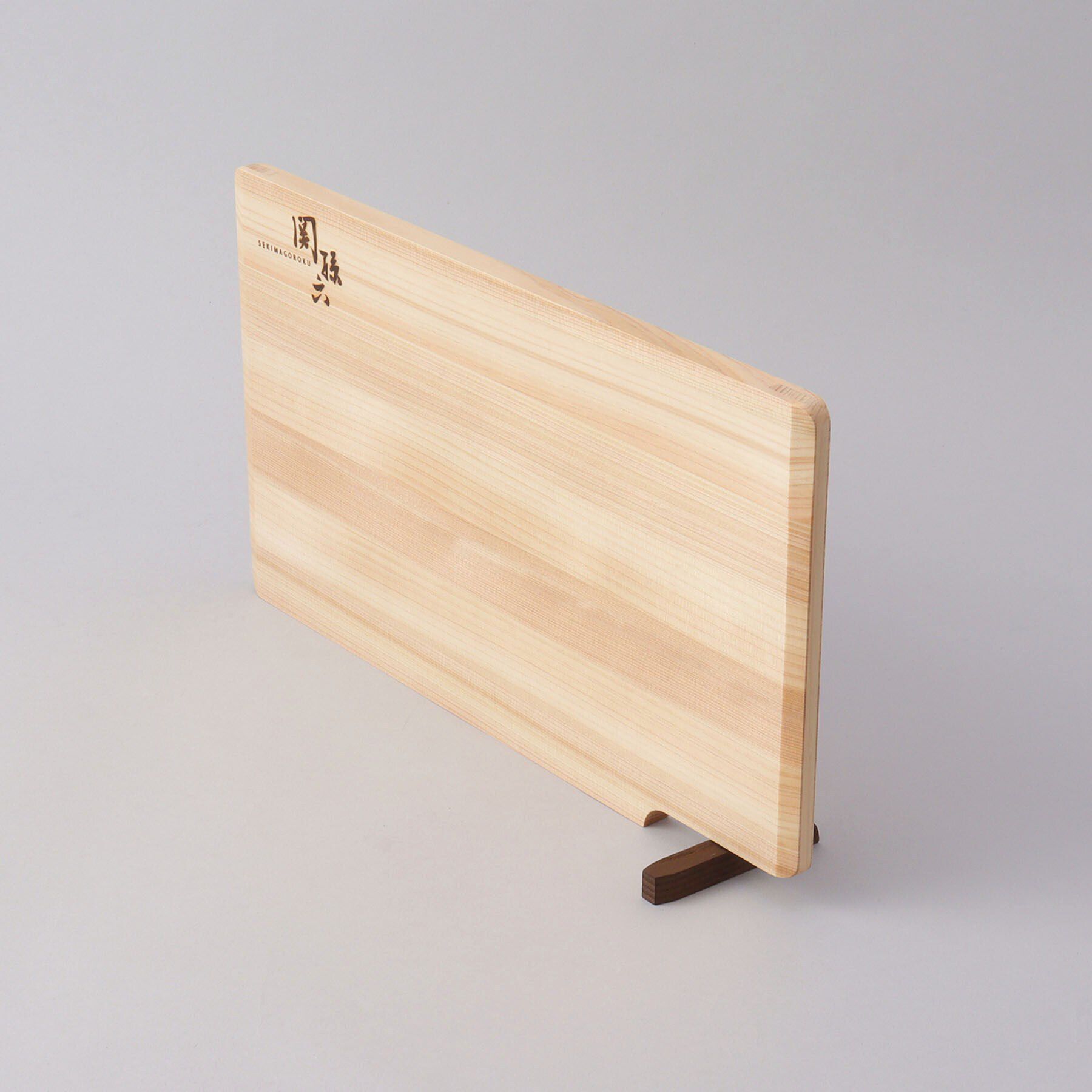 212 KITCHEN STORE「関孫六 桧 まな板 スタンド付 M 360&times;200 ＜関孫六 ＞」|食器・キッチングッズ|