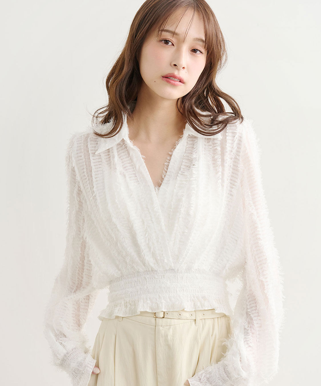 COCO DEAL「カットジャカードカシュクールブラウス」|シャツ・ブラウス|オフ