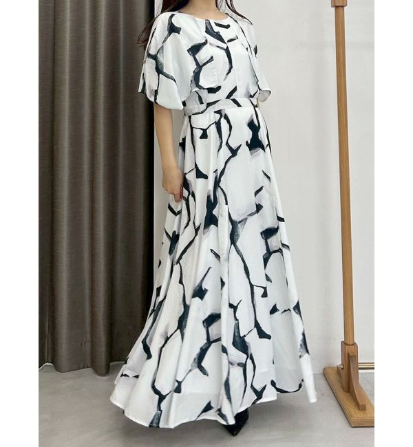 MERCURYDUO「【OUNNOUN】ケーププリントワンピース」|ワンピース|ブラック