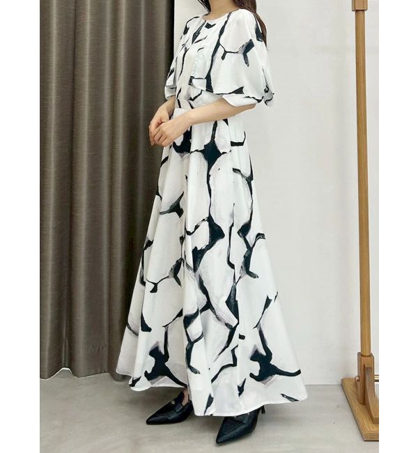 MERCURYDUO「【OUNNOUN】ケーププリントワンピース」|ワンピース|