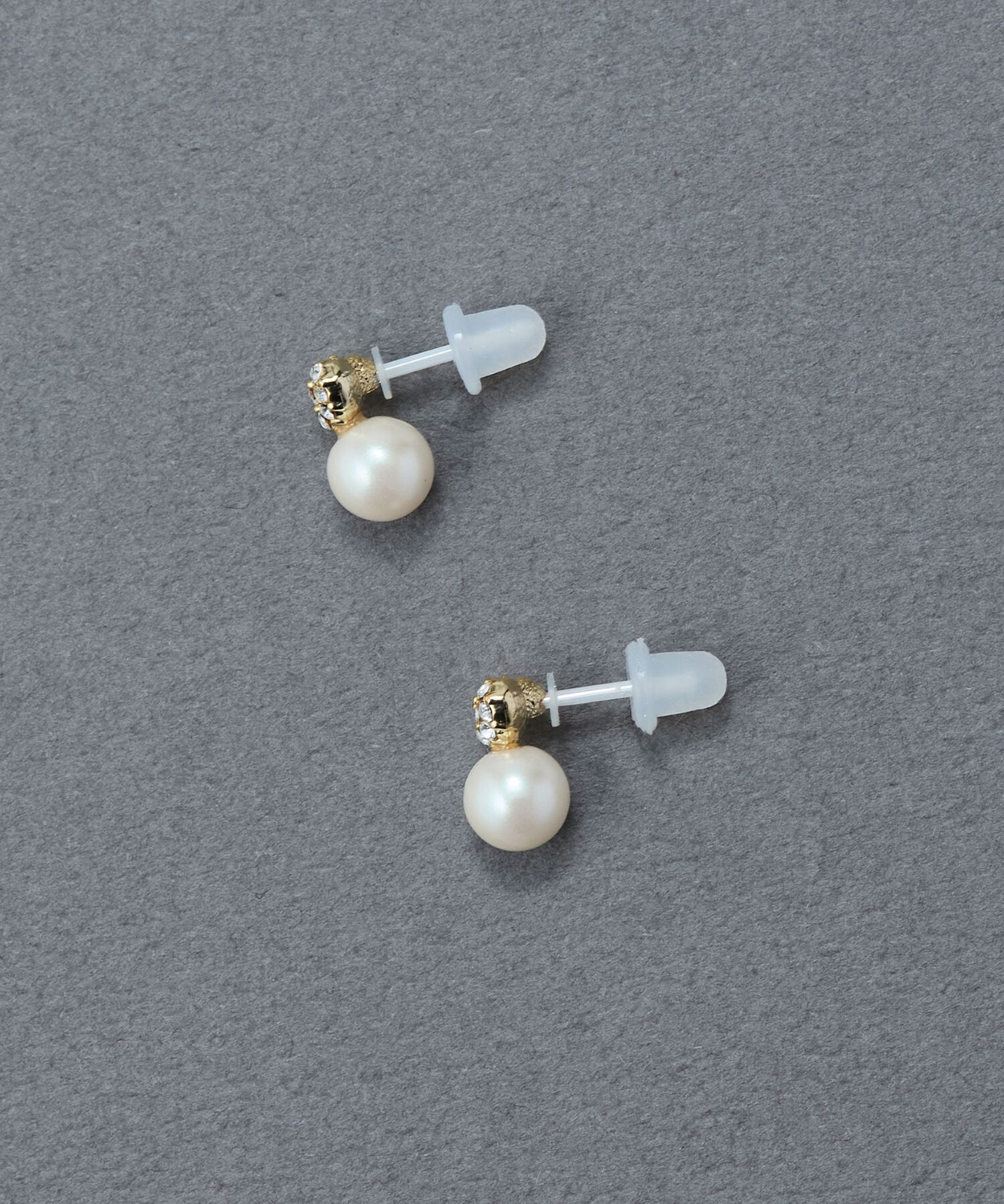 Phoebe「【金属アレルギー対応】タイニーラブパールセラミックポストピアス　ぷっくりハート」|ピアス|