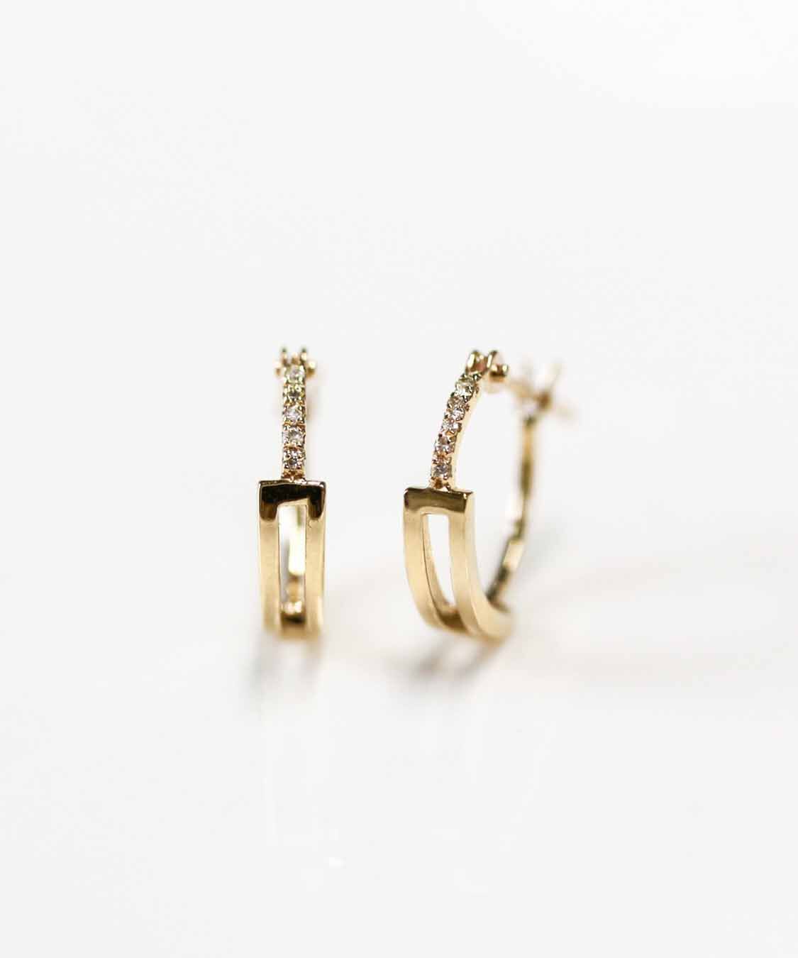  「ダイヤモンド オペラ スナップ フープ ピアス| K10YG 〈世界最小〉」|ピアス|K10 イエローゴールド