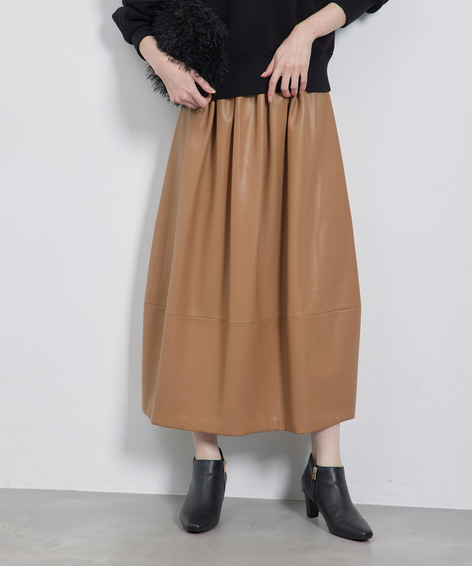 Rope&rsquo;Picnic「【emur/エミュール】シンセティックレザーコクーンスカート」|スカート|