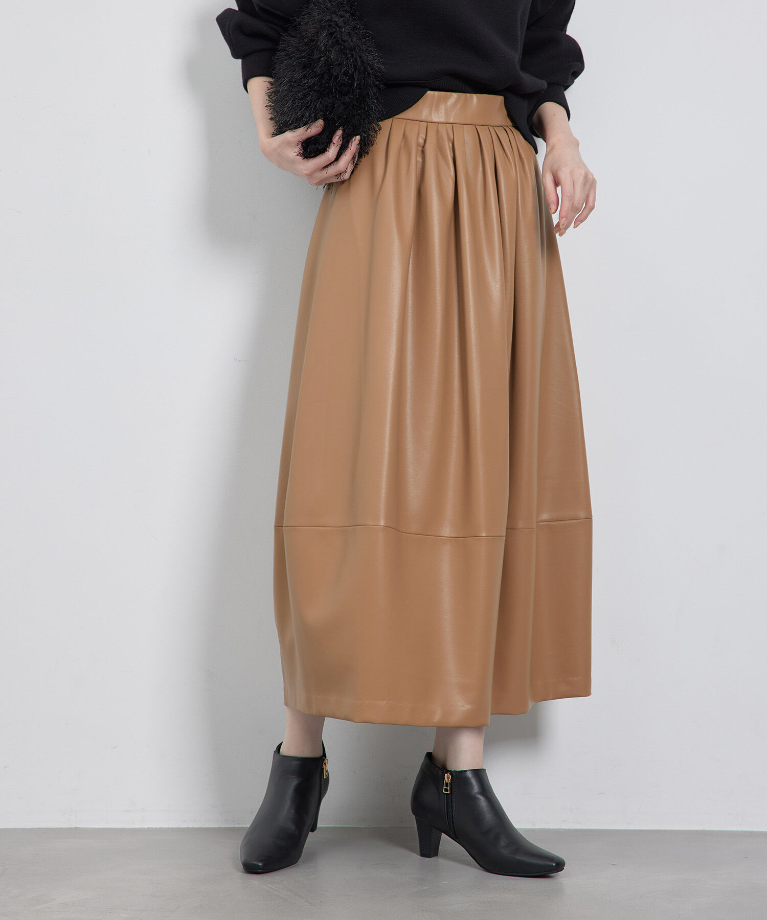 Rope&rsquo;Picnic「【emur/エミュール】シンセティックレザーコクーンスカート」|スカート|