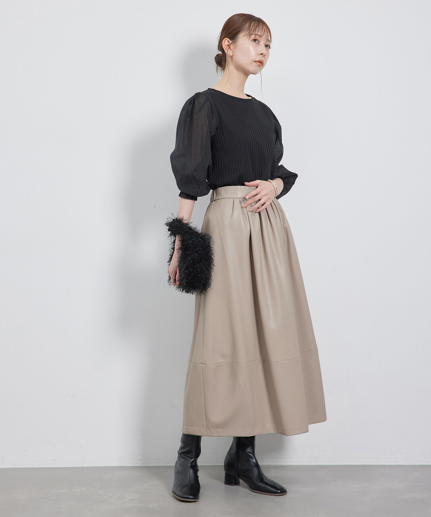 Rope&rsquo;Picnic「【emur/エミュール】シンセティックレザーコクーンスカート」|スカート|