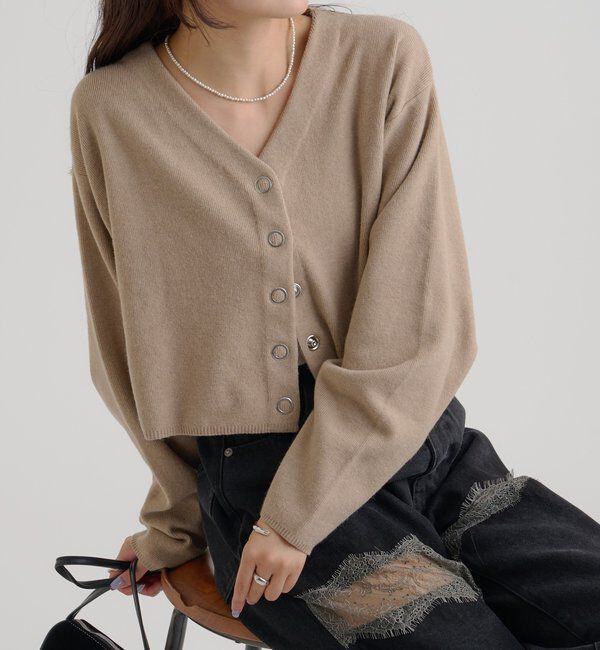  「Vボタンカーディガン」|カーディガン|