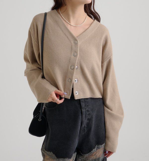  「Vボタンカーディガン」|カーディガン|