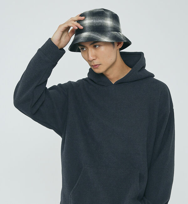 ABAHOUSE「＜BASIQUENTI＞オンブレーチェック バケットハット」|その他|ネイビー