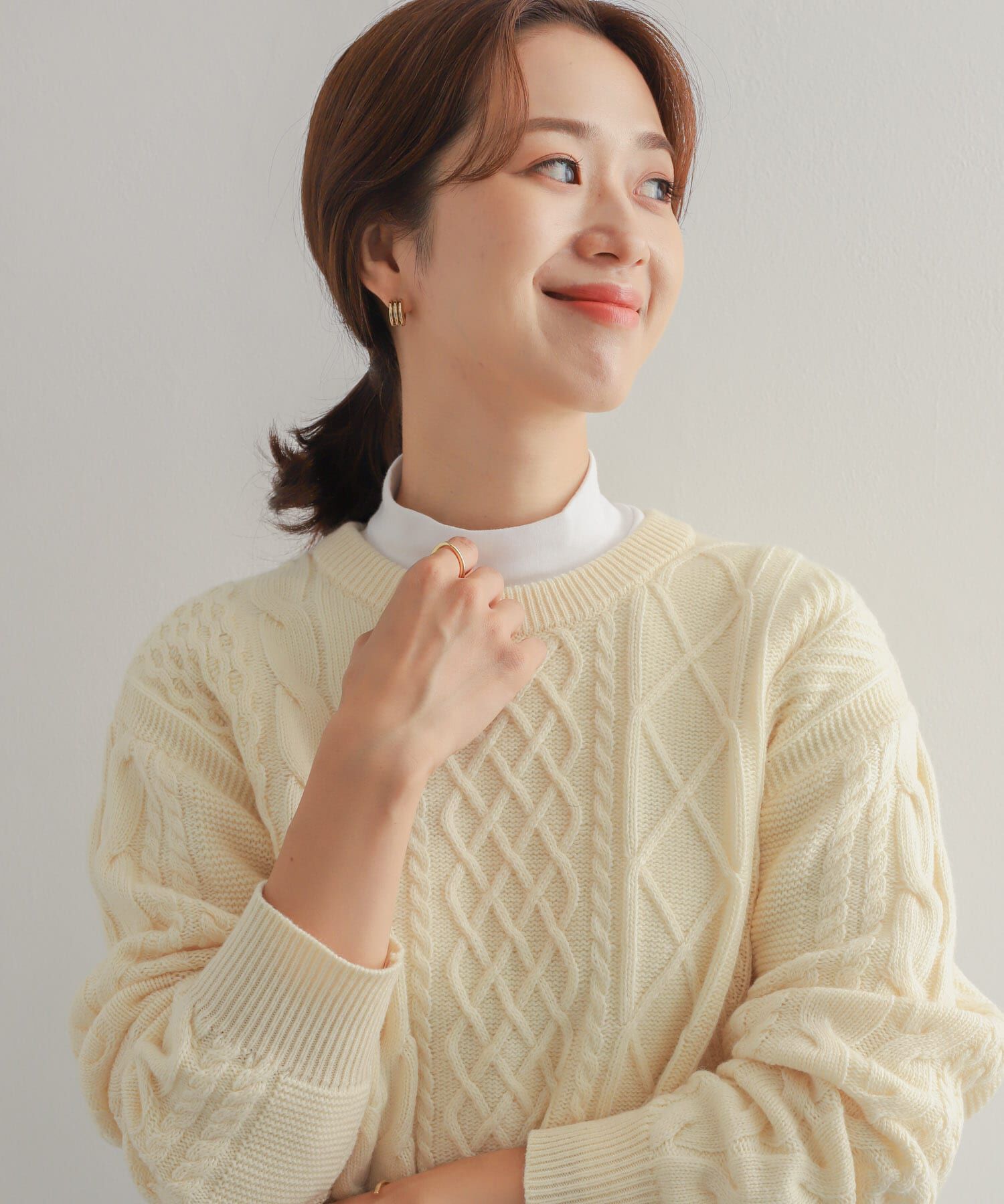 URBAN RESEARCH DOORS「アラン柄バックシャツプルオーバー」|ニット・セーター|