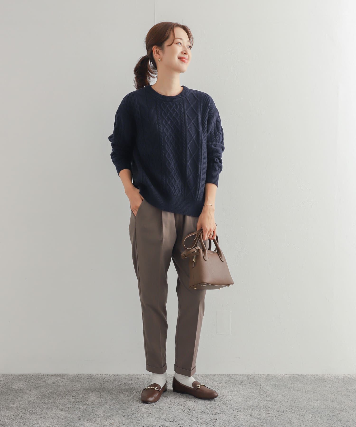 URBAN RESEARCH DOORS「アラン柄バックシャツプルオーバー」|ニット・セーター|