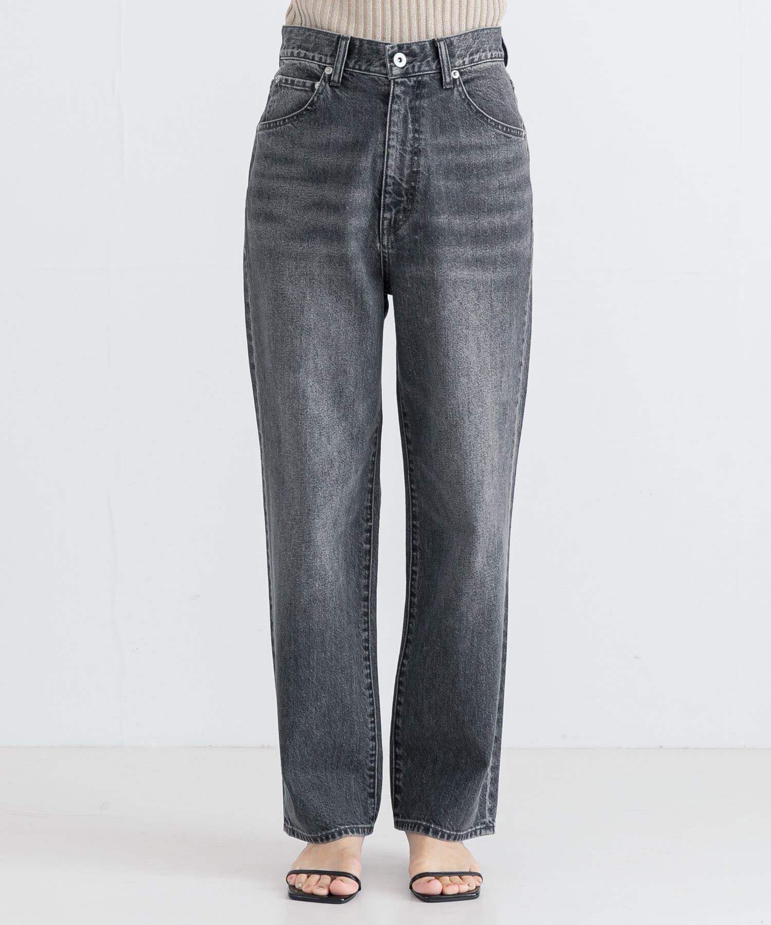 URBAN RESEARCH「『3サイズ展開』new basic　ストレートフィットデニムパンツ」|デニム|