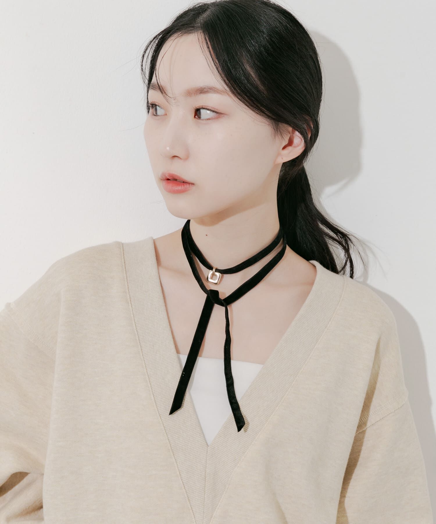 SMELLY「スクエアチャームベロアチョーカーネックレス」|ネックレス|