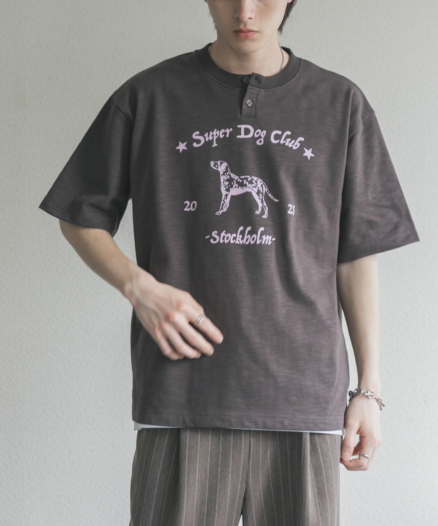 SENSE OF PLACE by URBAN RESEARCH「ヴィンテージグラフィックヘンリーネックTシャツ」|Tシャツ・カットソー|