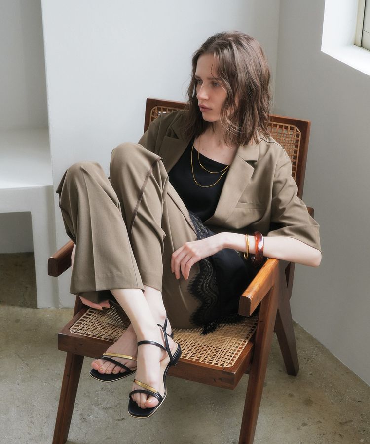 YECCA VECCA「ハーフスリーブクロップドジャケット」|テーラードジャケット|