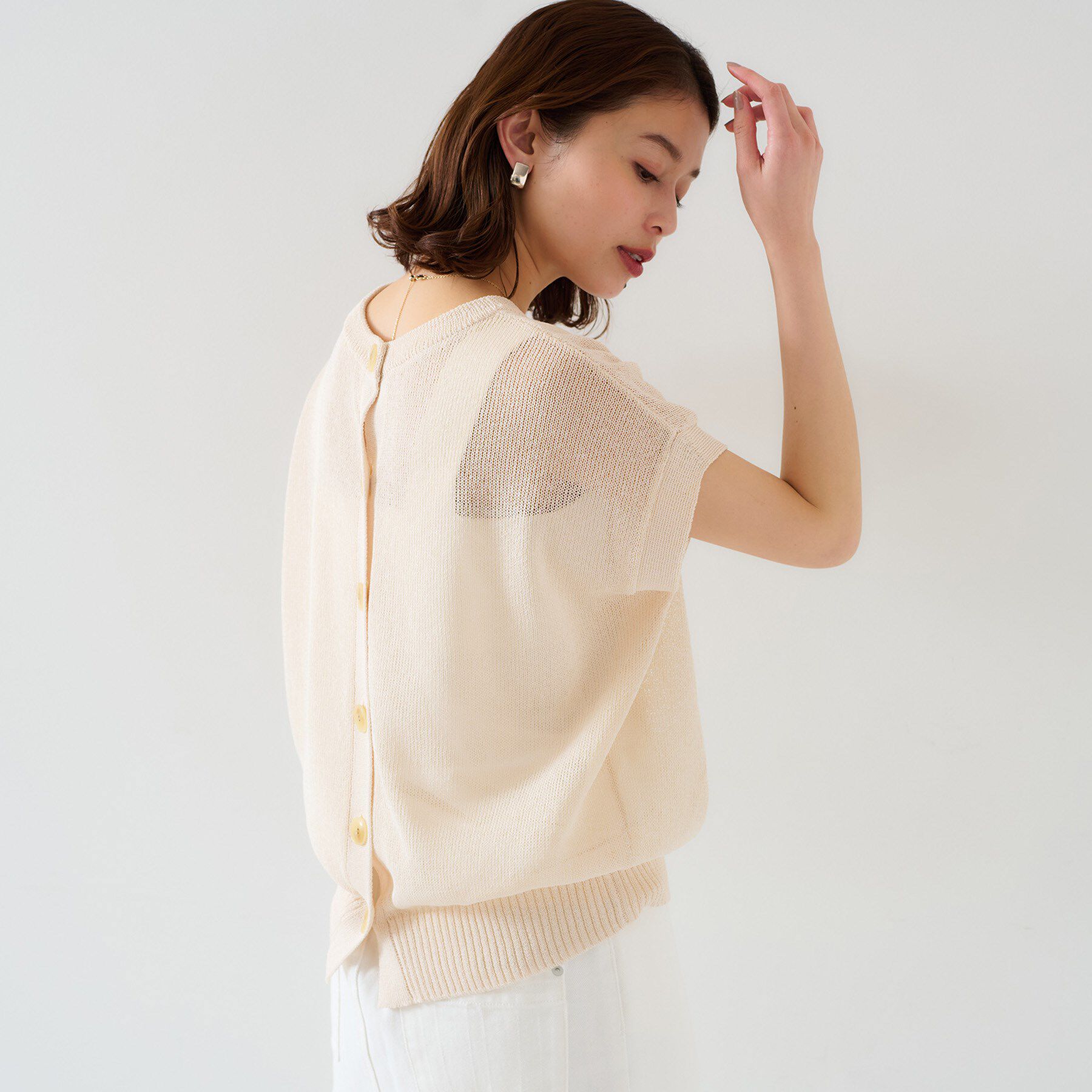 UNTITLED「【前後2WAY/清涼感】コクーンシルエット プルオーバーニット」|ニット・セーター|アイボリー(004)