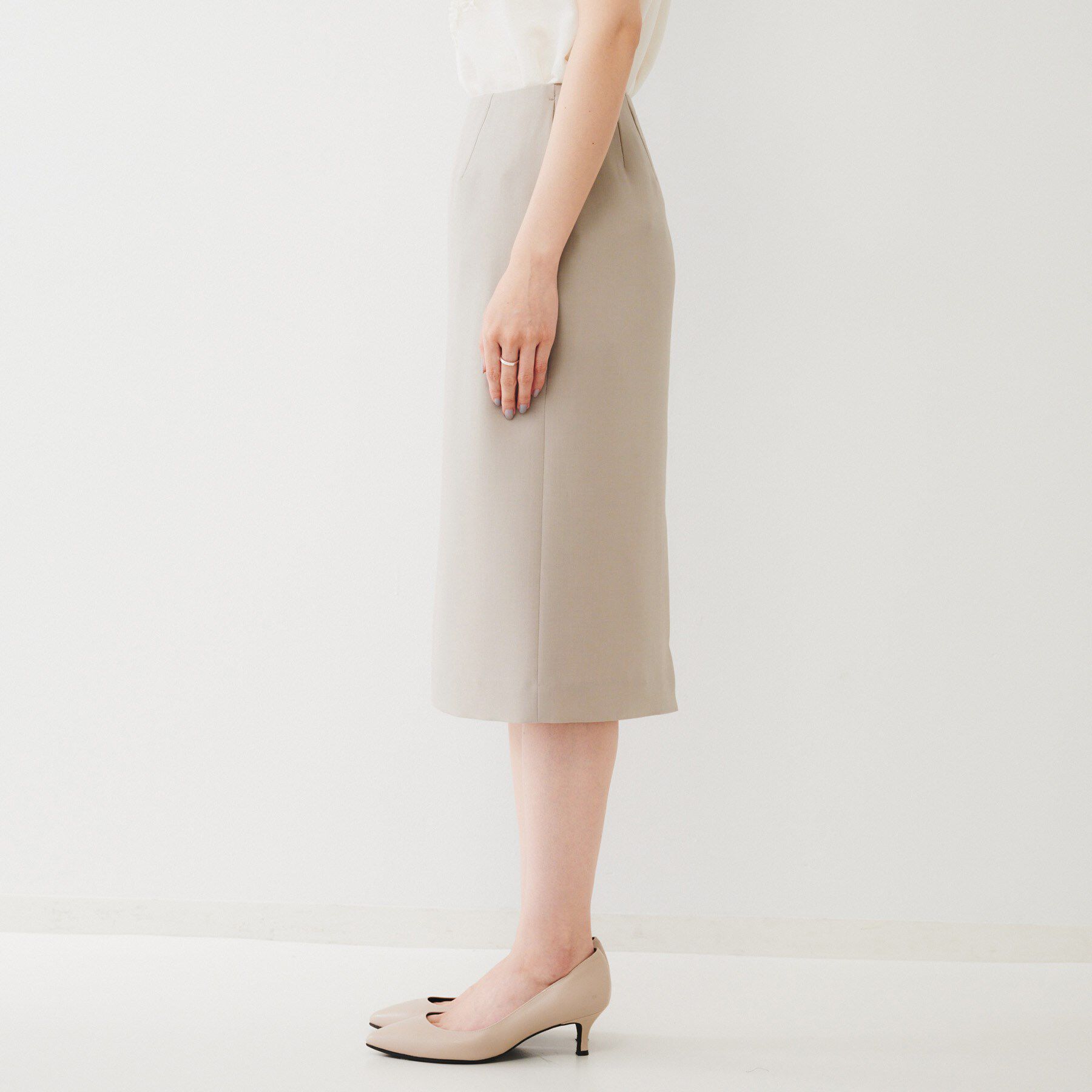UNTITLED「【通勤スーツ】ライトウェイト タイトスカート」|スカート|