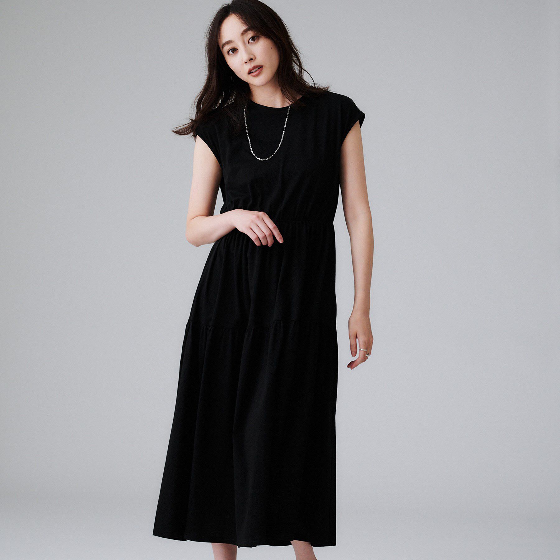 UNTITLED「【ティアード/洗える】コットンロングワンピース」|ワンピース|